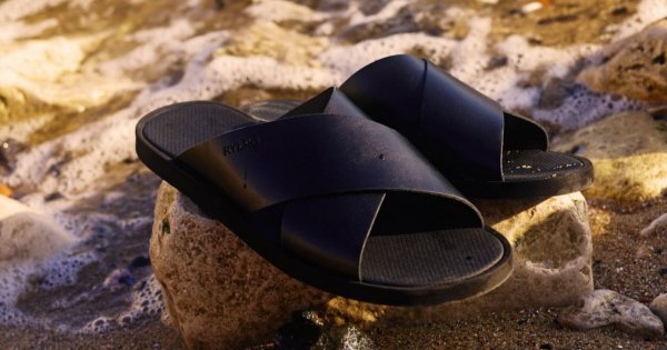 Klapki męskie – wygodne obuwie na lato, wakacje i codzienne wyjścia