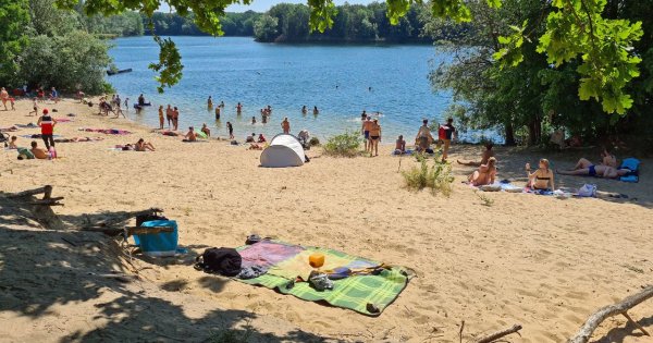 Pierwsza śmierć z powodu upałów. Dramat na kąpielisku w Chełmie: 63-latka zmarła podczas opalania, prezydent mówi o jednym powodzie