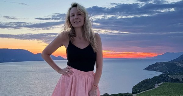 Anna Guzik pręży się u boku 10 lat młodszego męża. Fani zachwyceni: " Ale przystojniak"