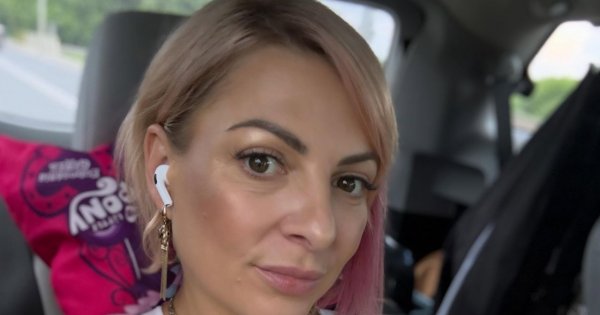 Magdalena Narożna paraduje w skąpym negliżu. Fani mówią wprost: "Ciało 20-latki" [zdjęcia]