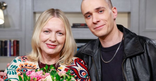 Syn Katarzyny Nosowskiej debiutuje na salonach z nową dziewczyną. Fani przecierają oczy: to eks znanego aktora [zdjęcia]