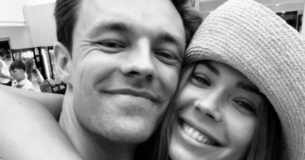 Sandra Kubicka i jej ukochany szaleją na Rodos. Cena za jedną noc zwala z nóg [zdjęcia]