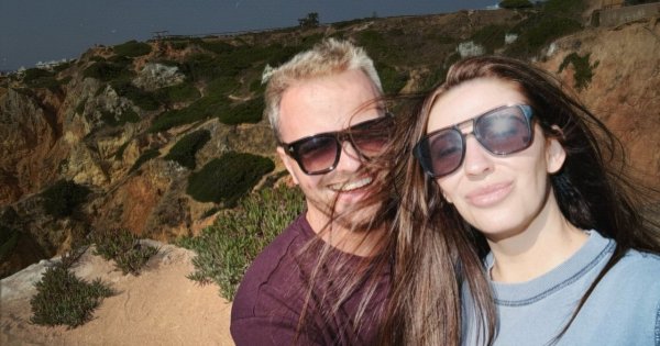 Dominika Serowska odsłoniła krągłości w basenie. Drugi poród zbliża się wielkimi krokami [zdjęcia]