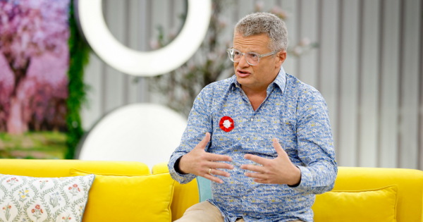 Marcin Meller opisał, co spotkało go w pociągu PKP. Dziennikarz mówi wprost: "Jest z czego być dumnym"