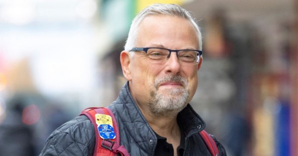 Marcin Wrona z Faktów TVN przeżył koszmar po lądowaniu. Jeden SMS zrujnował wszystko