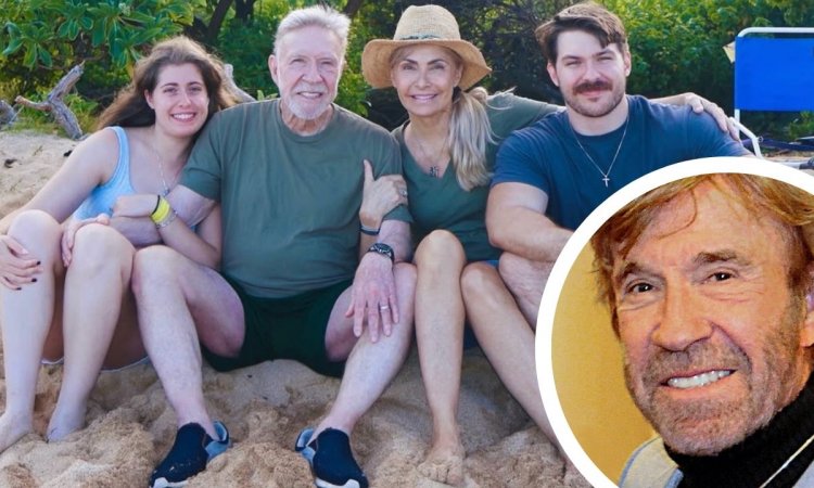 Chuck Norris nie żyje. "Strażnik Teksasu" osierocił żonę i pięcioro dzieci, a ten jeden szczegół o jego synach wprawia w osłupienie [zdjęcia]