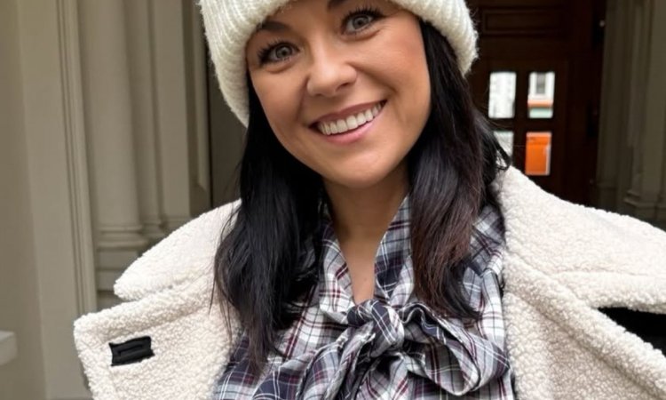 Katarzyna Cichopek w odważnej kreacji podkreśliła atuty. Wszyscy patrzyli tylko na tę goliznę