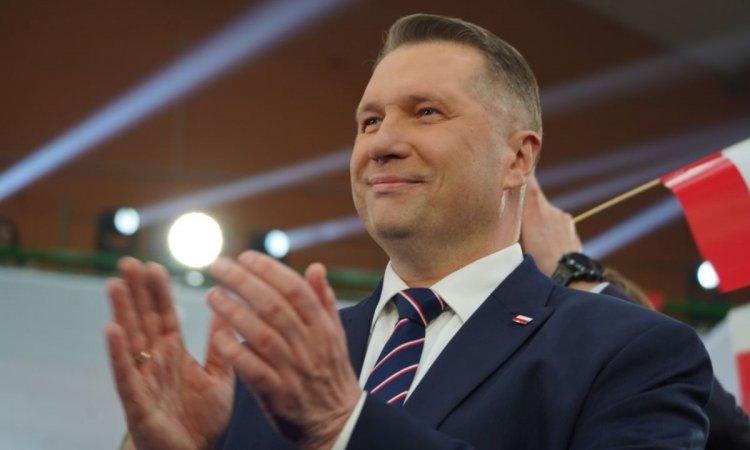 Rodzinny Goszczanów milczy o Czarnku. Wybudował im niemal wszystko, ale sąsiedzi uciekają przed kamerą