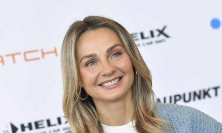 Szczęka opada! Małgorzata Socha podkreśliła kobiecość w modnej stylizacji. Fani: "Wygląda jak milion dolarów" [zdjęcia]