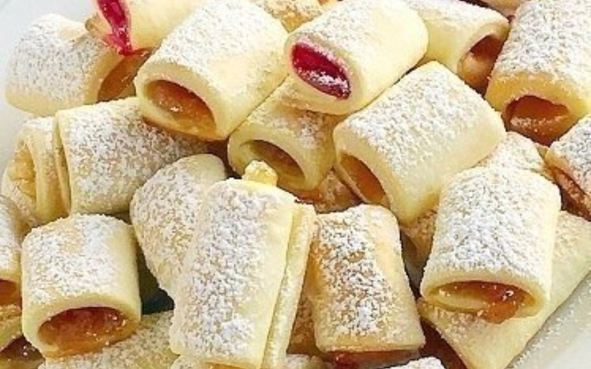 Ciasteczka z dżemem nadziane wiśnią na święta. Tego przepisu pozazdrości nawet Magda Gessler
