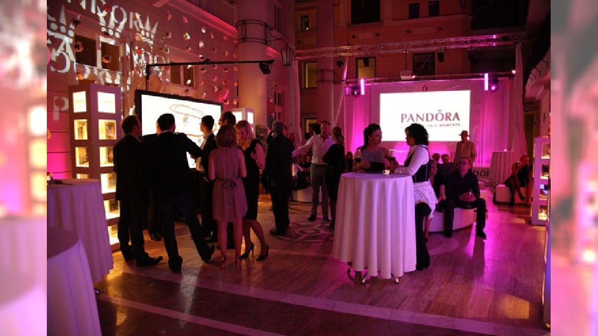 PANDORA_Patio Domu Dochodowego