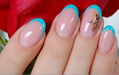 niebieski french manicure niebieski french manicure