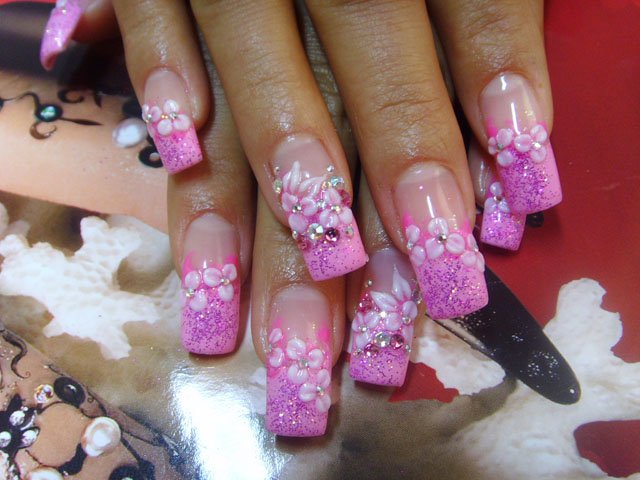 manicure różowe szaleństwo 