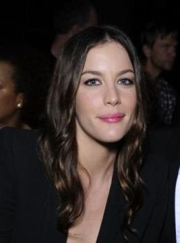 Liv Tyler na pokazie Givenchy