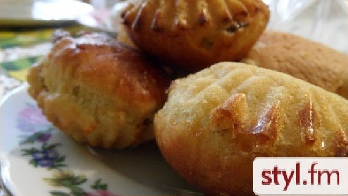 Babka piaskowa cytrynowa