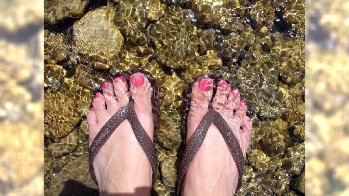 Różowy pedicure