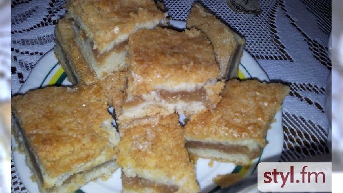 Szarlotka z cukrem