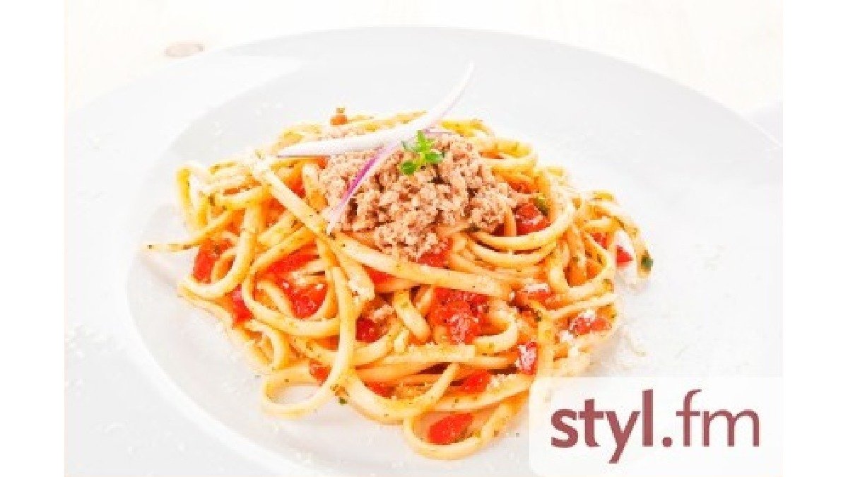 Spaghetti z tunczykiem Spaghetti z tuńczykiem