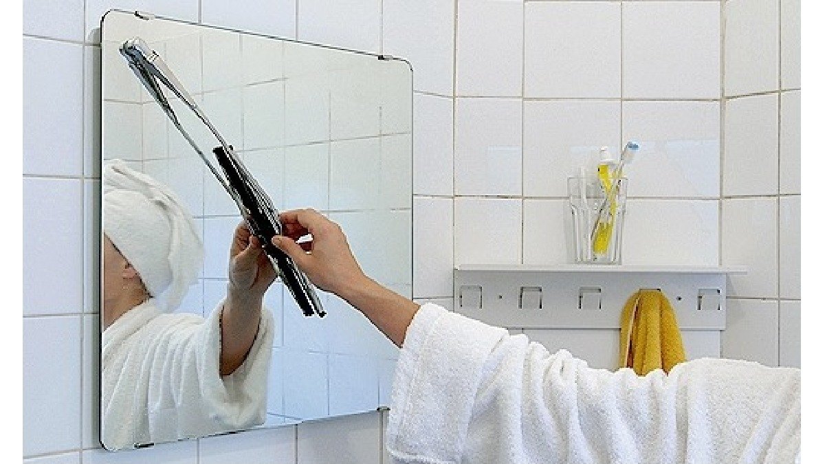 Lustro z wycieraczką