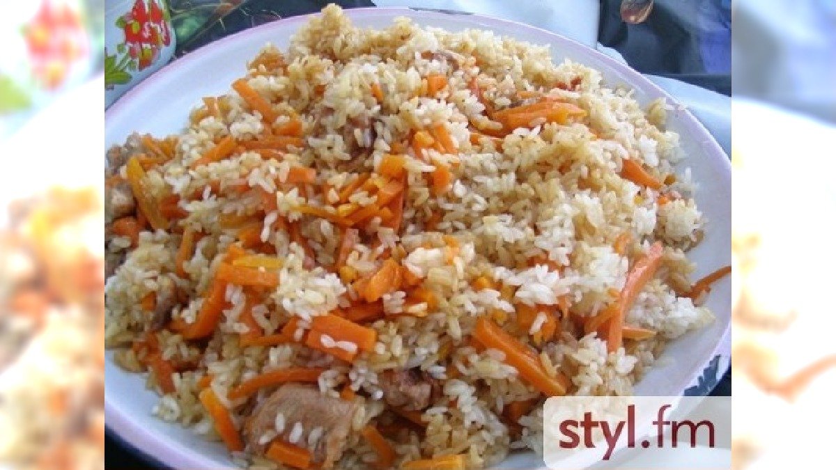 800px-Pilaf_with_chicken pilaw