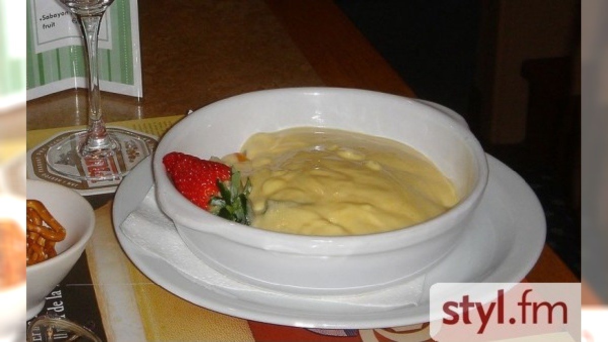 800px-Zabaglione zabaione