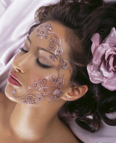 Face-Henna-Tattoo