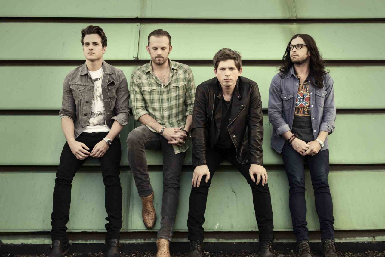 kings_of_leon_press_2866 small