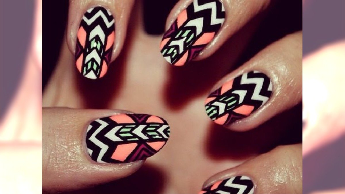 Manicure, który perfekcyjnie sprawdzi się podczas zabawy studniówkowej