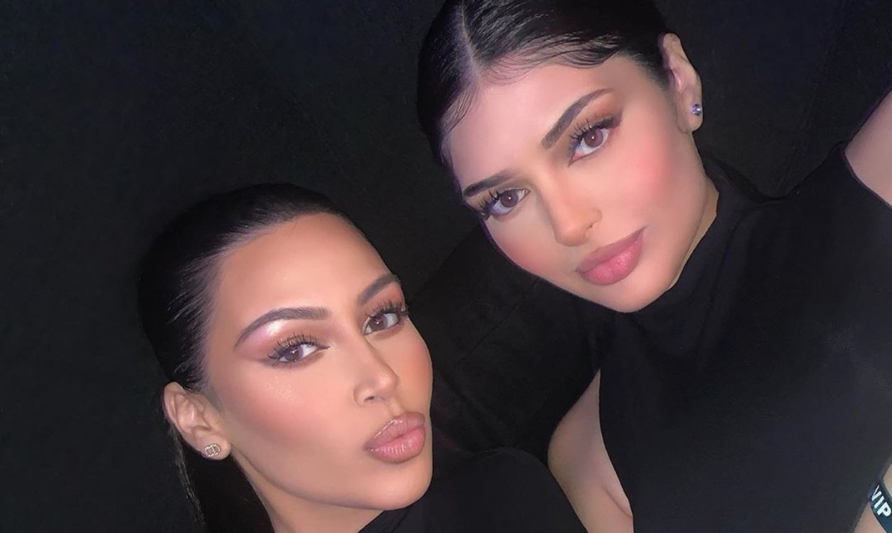 Te siostry są mylone z Kim Kardashian i Kylie Jenner. Wyglądają, jak klony