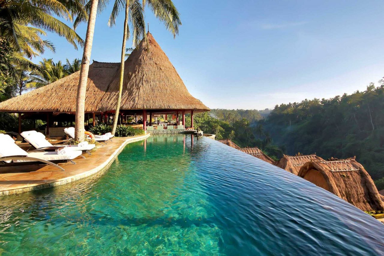 TOP 10 luksusowe hotele w Indonezji – wakacje na Bali, Jawie i Sumbie z CARTER®
