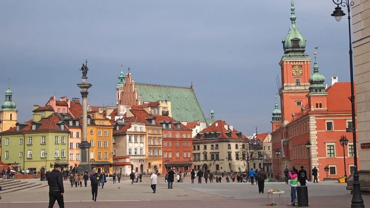 Polacy nie chcą żyć w Polsce. Wyniki badań nie pozostawiają złudzeń