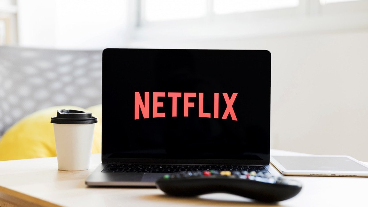 Koniec współdzielenia kont na Netflix? Nowe zabezpieczenia na platformie!