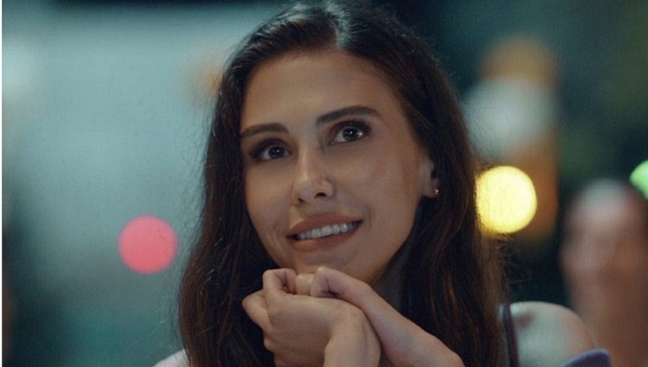 Dilara Aksüyek - kim jest turecka piękność z serialu Narzeczona ze Stambułu?