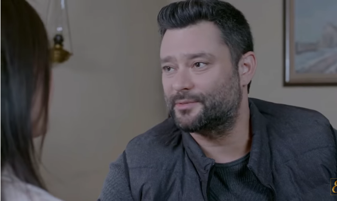 Levent z serialu "Elif"
