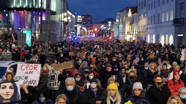 Protesty Ani jednej więcej