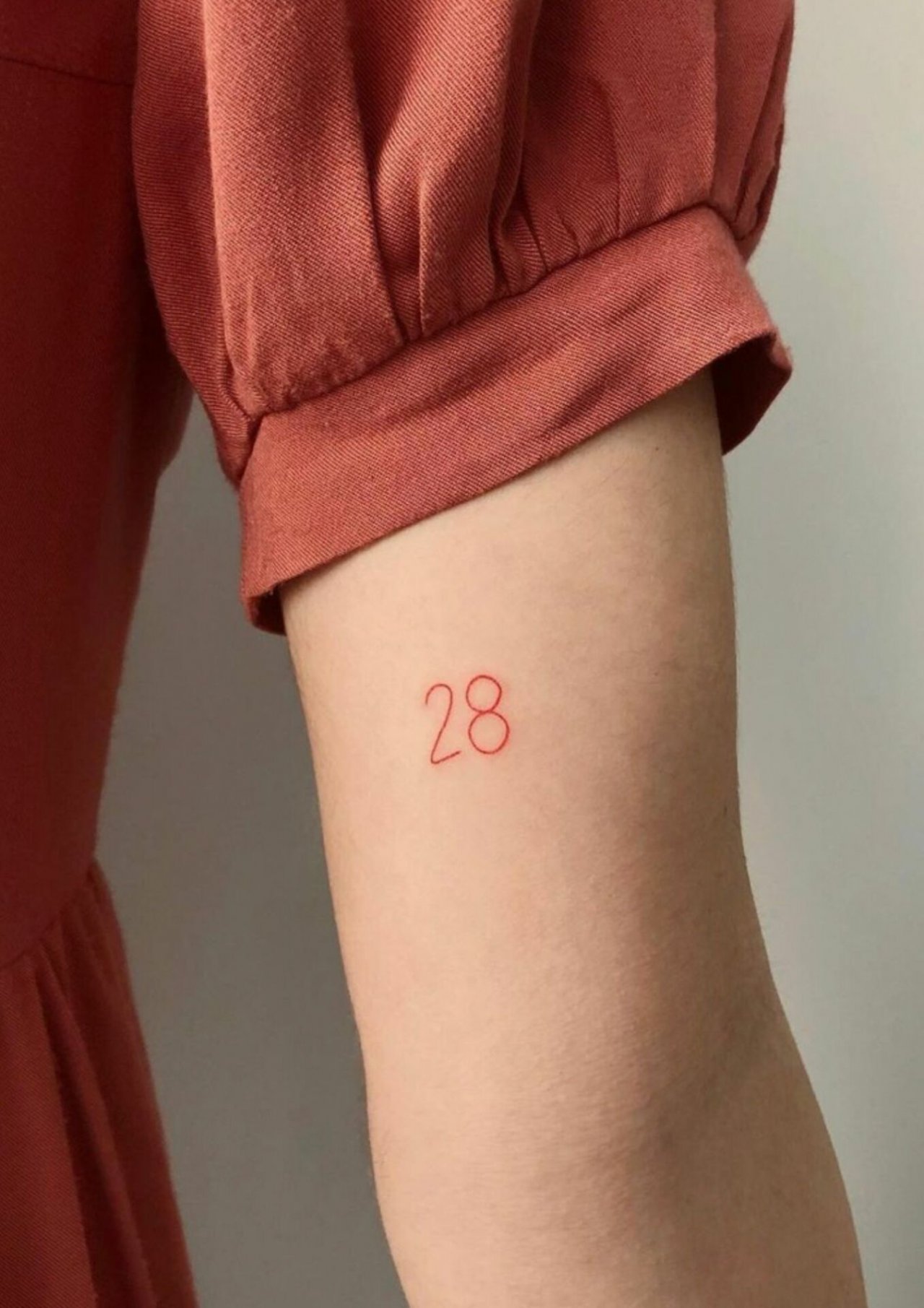 czerwony tatuaż nr.28