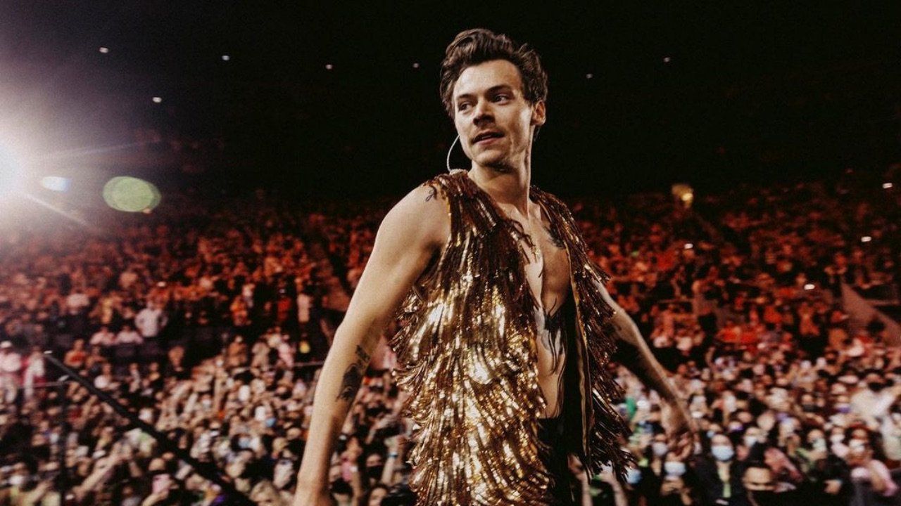 Harry Styles – wiek, kariera, Instagram. Przeczytaj!