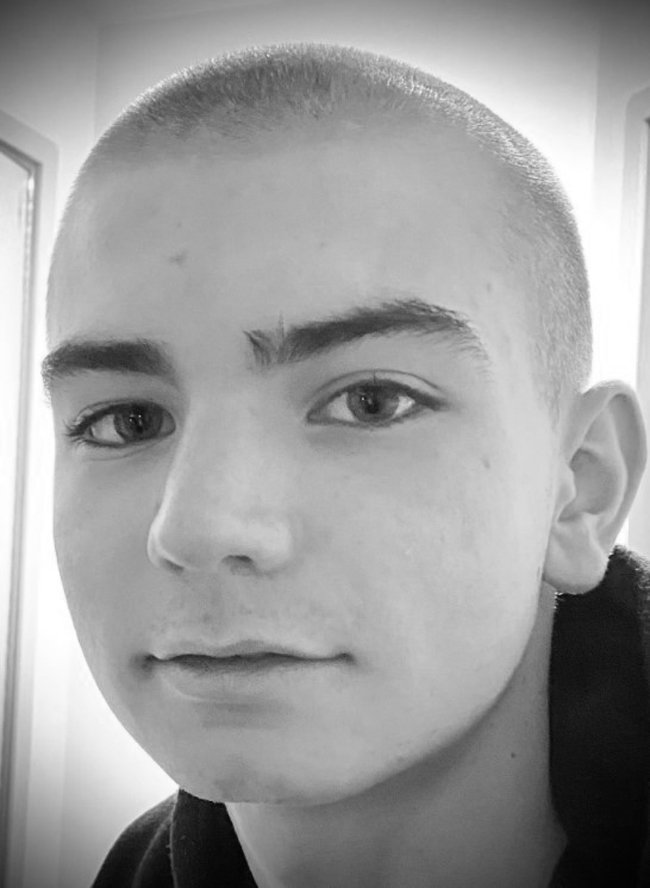Czarno-białe zdjęcie syna Sinead O'Connor