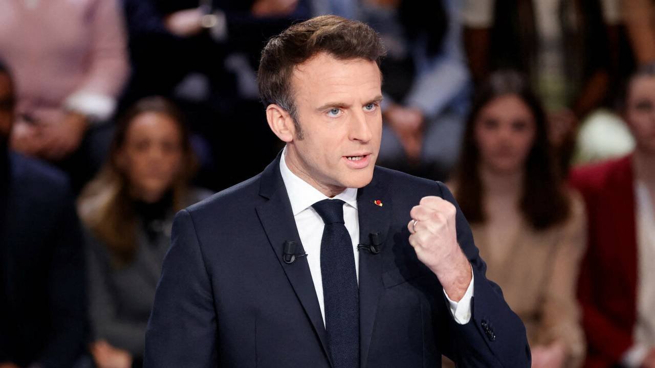 Prezydent Francji chce pomóc rosyjskiej dziennikarce, która apelowała o zakończenie wojny w Ukrainie