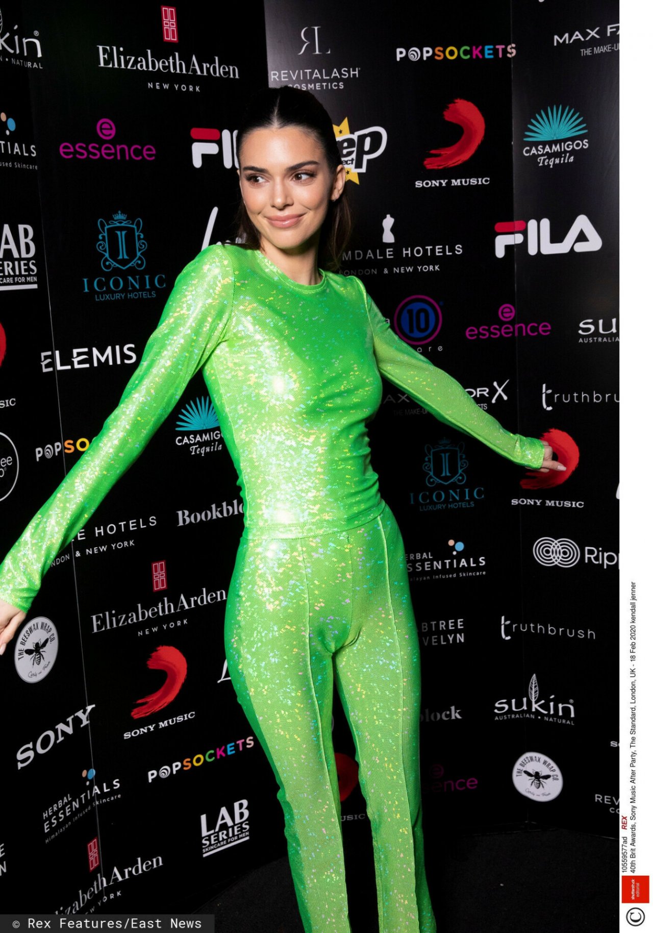 Kendall Jenner w zielonym kombinezonie