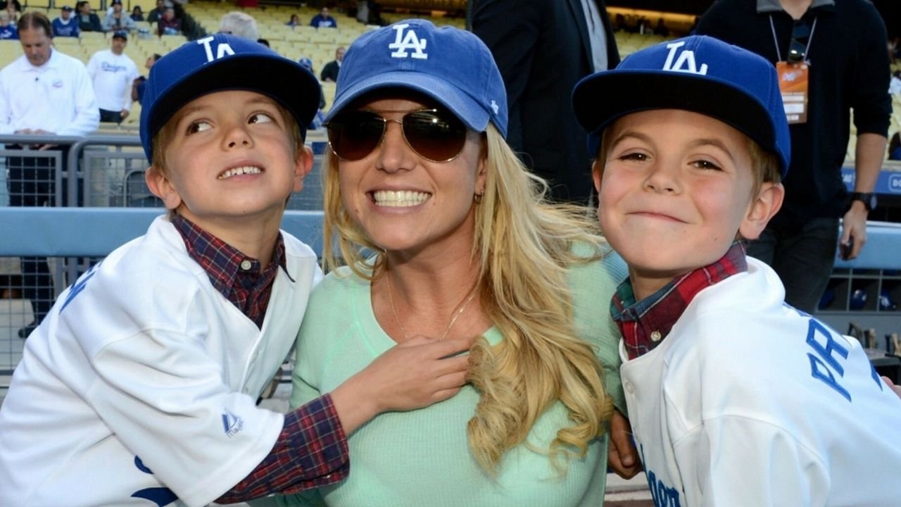 Britney Spears jest w trzeciej ciąży! Jak dziś wyglądają jej nastoletni synowie?