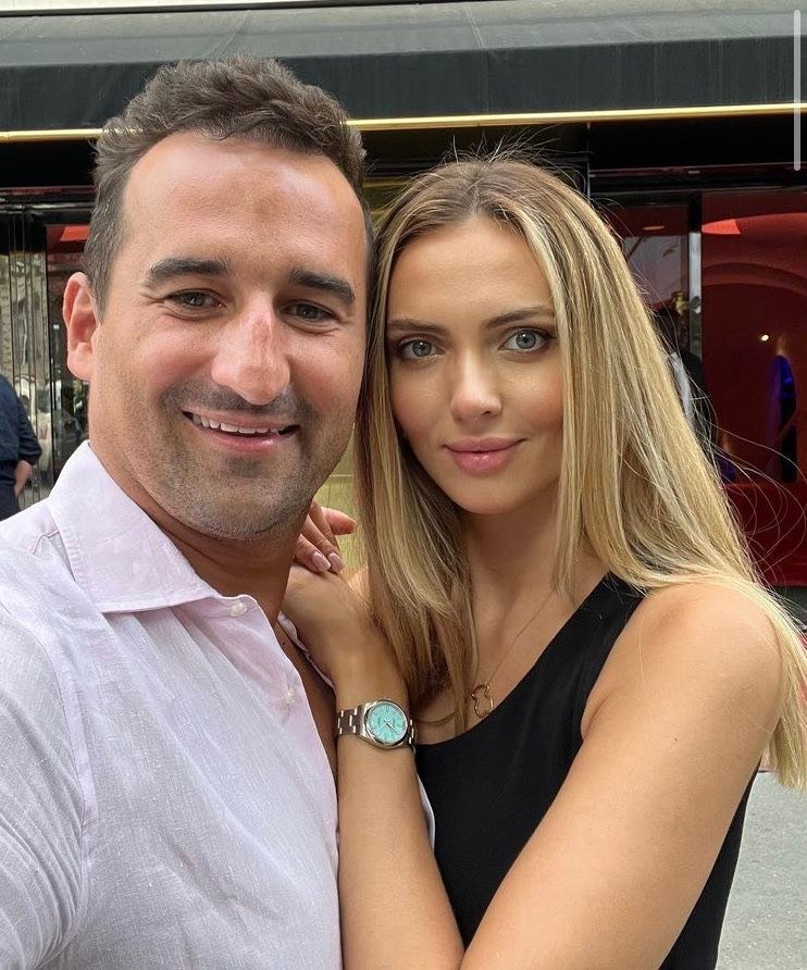 Marcelina Leszczak i Misiek Koterski przytulają się