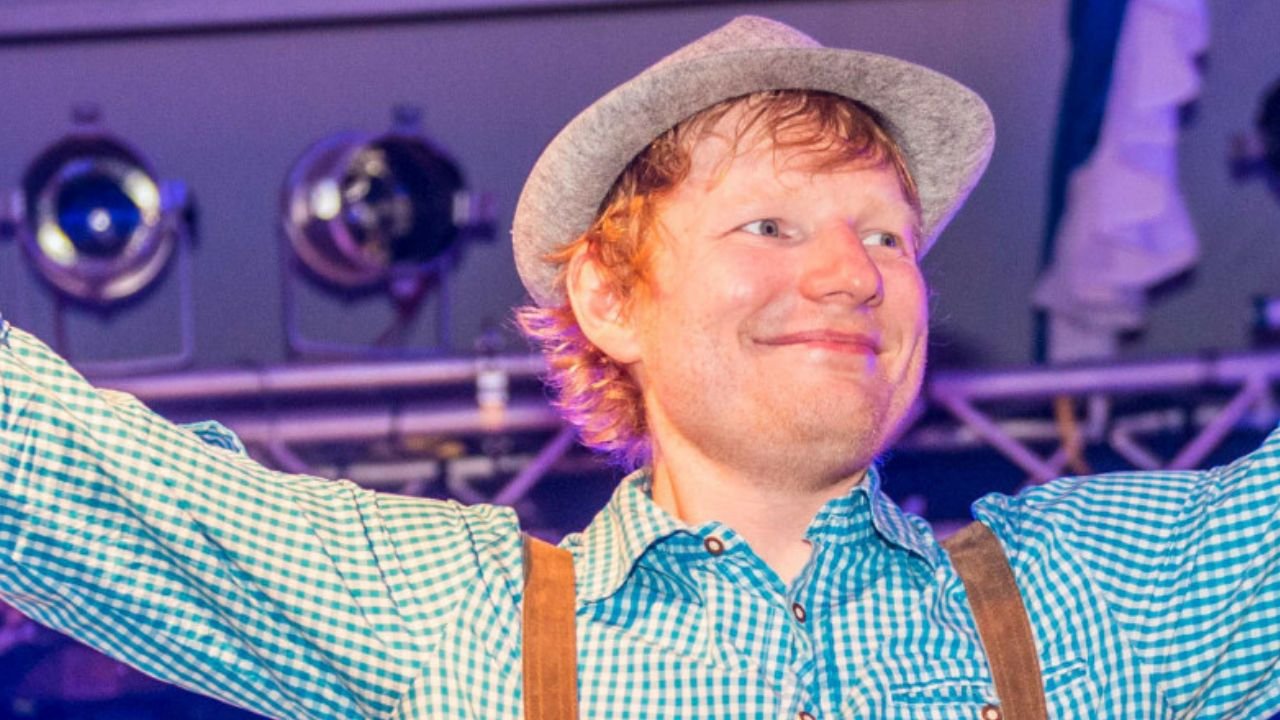 Ed Sheeran i jego tatuaże: ma ich ponad 60 i ludzie się z nich śmieją. Dlaczego?