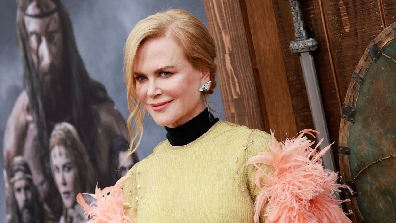 55-letnia Nicole Kidman eksponuje umięśniony brzuch. Szok, jak ona wygląda!