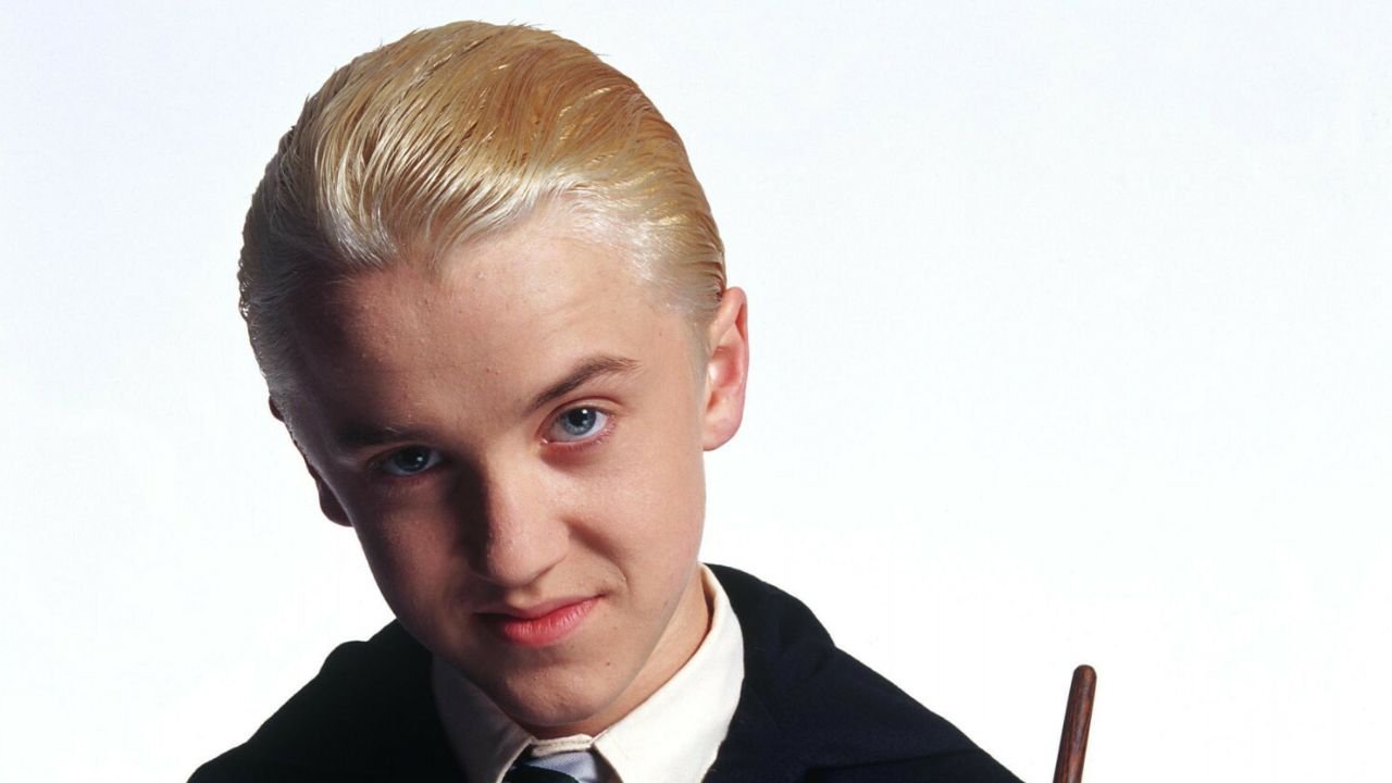 Pamiętacie Draco Malfoy'a z Harrego Pottera? Tom Felton wyrósł na przystojnego mężczyznę! ZOBACZ!