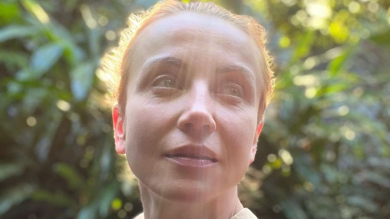Katarzyna Zielińska w burzy loków na głowie: "Zmiany. Lubię". Fani: "Szalona Pippi!"