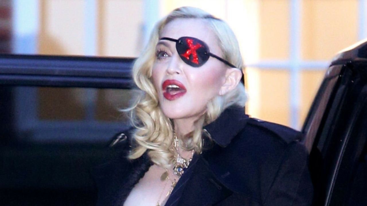 Madonna rozstała się z 23-letnim modelem i spotyka się z 29-letnim bokserem. Ma kobieta zdrowie!