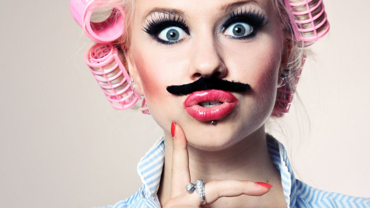 Usuwanie wąsika — istotne uwagi na temat 3 popularnych, domowych metod