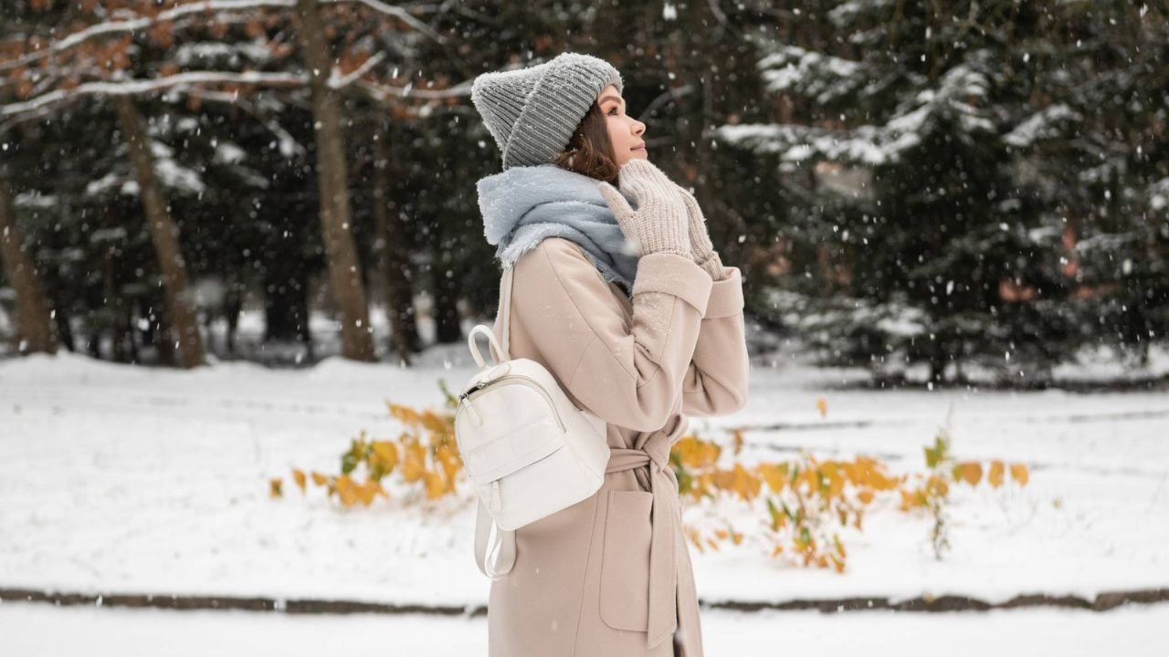 Odkryj modne płaszcze damskie na nadchodzącą jesień i zimę