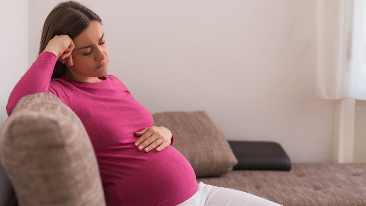 "Moja żona jest w ciąży i dużo przytyła. Staram się ją motywować, żeby schudła, a ona się obraża"